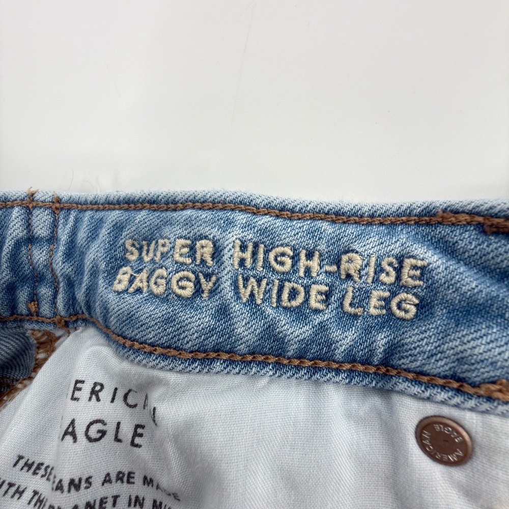 American Eagle Baggy Wide Leg Jeans Womens 10 Blue Super High Rise Raw Hem - Picture 7 of 9
